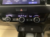ダブルエアコンは、運転席と助手席でそれぞれ異なる温度を設定できます。