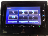 ナビゲーションはフルセグTV、インターナビ対応のGathers純正メモリーナビを搭載しています。Bluetoothオーディオ機能がありますので、スマートフォンなどの音楽も再生できます。