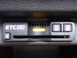 ■【ETC車載器】が装備されています。セットアップをしてお渡しとなり、ETCカードを差し込むだけで高速道路の利用が可能です。