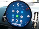 Apple CarPlayやAndroid Autoなど様々なアプリケーションがインストールされています!