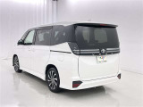 荷物をたっぷり載せて広々ドライビング♪夏でも冬でも、アウトドアやショッピングを思い切り楽しみましょう!