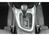 トヨタならではの「3つの安心」をセットにした『トヨタ認定中古車』です。「まるごとクリーニング」「車両検査証明書」「ロングラン保証」付き。