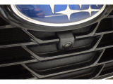 フロントビューカメラ 自車の前方の様子が確認できます。見通しの悪い交差点での衝突事故防止に貢献するとともに駐車・発進時などの前方確認をサポートします。