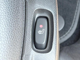 ●フロントシートヒーティング:運転席・助手席共にシートヒーターを装備しております。季節を問わず快適にご使用いただけます。