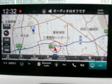 ナビゲーションを装備。多彩な機能で快適ドライブをアシスト。オーディオ機能も充実していますね。