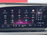 MMI コントロールパネル。シンプルなデザインのメニューなどによって優れた操作性を実現しています。