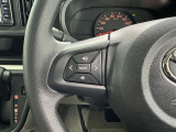 ステアリングスイッチ装備!運転しながら手元でオーディオの操作などができます。
