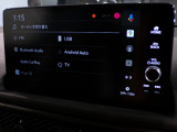 Bluetooth、AM、FM、スマートフォン接続ができます。