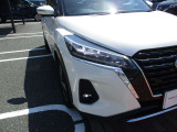LEDライトやフォグランプを装備