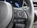 レーダークルーズコントロール使用時に、同一車線内中央を走行できるよう操舵を支援する「レーントレーシングアシスト(LTA)」が装備されています。