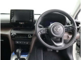 運転席です!使いやすいと評判の良いお車ですよ♪