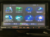 【ナビ】TV CD/DVD再生やBluetoothオーディオなど多彩なメディアに対応したメモリーナビを装備しています。