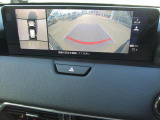 360&deg;ビューモニターを搭載しています。パーキングセンサーと合せてお使いいただくことで、安全、安心にお車の取り回しを行っていただけます。