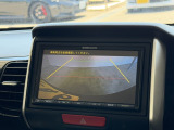 駐車時に便利なバックカメラを装備しています。