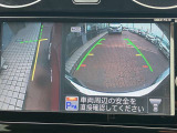 左サイドカメラとフロントカメラ運転席から死角となりやすい車両左前部分や前方部分もバッチリ見えます♪