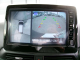 アラウンドビューモニター!空から見下ろしているかのような映像を映し出します。駐車時には安心ですよね♪