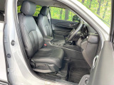 運転席シート廻りは使用感も少なく、良好な状態となっています。丁寧に使われていたことがよくわかりますね。