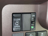 片側電動スライドドアで狭い所でも乗り降り楽々です!