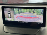 【360&deg;ビューモニター】専用のカメラにより、上から見下ろしたような視点で360度クルマの周囲を確認することができます☆死角部分も確認しやすく、狭い場所での切り返しや駐車もスムーズに行えます。