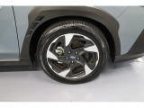 225/55R18のタイヤサイズです。タイヤの残り溝もたっぷりです!
