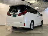 綺麗なボディーカラーで運転が楽しくなりますね☆