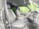 運転席シート廻りは使用感も少なく、良好な状態となっています。丁寧に使われていたことがよくわかりますね。