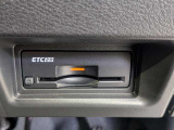 今では必需品のETCもパネルデザインにフィットするビルトインタイプなので、見た目もスッキリとしています
