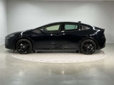 ご購入して頂いた車両は、ご納車前に、しっかり点検・整備してからの、ご納車になります。点検箇所は、エンジンオイル交換・ワイパーゴム・ブレーキ点検・調整・その他を確認の上、ご納車致します。