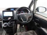 操作しやすい運転席シート回りスイッチ&レバー類