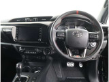 見通しのよいすっきりとした視界で、誰でも運転しやすいです。運転のしやすさは疲れにくさにも繋がりますよ♪