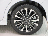 但し当店では販売だけでなく、ご購入後のアフターサービスもご提供となりますので、店頭商談並びに店頭納車可能なお客様への販売とさせていただいています。ご了承ください。