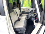 運転席シート廻りは使用感も少なく、良好な状態となっています。丁寧に使われていたことがよくわかりますね。