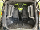 【パワーバックドア】スマートキーや運転席のボタンを押すだけでリアゲートが自動で開閉します!荷物を持っている時や、高い位置にあるバックドアを閉める際に便利な機能です♪