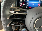 納車前整備はメーカー規定に基づき併設工場で入念に行います。メルセデス・ベンツ指定のツールと技術を用い、メーカーの研修を受けたメカニックがお客様のお車を整備いたします。神奈川運輸支局指定整備工場です。