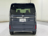 【最大102項目の点検・整備・確認】 Honda認定メカニックが、法定点検整備に加え、Honda独自のプラスアルファー点検整備を実施。 基準を満たしていない消耗部品は交換をいたします