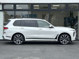 自動車保険も純正のクオリティを。BMWの正規ディーラーのみが取り扱い可能な、BMW専用自動車保険。専任のスタッフが皆様のカーライフを24時間365日サポート致します。