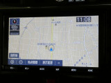 純正ナビを装備。タッチパネル式で使いやすく、お出かけもラクラクです。