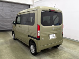 Honda SENSING装着車です。衝突を予測してブレーキをかけたり、前のクルマにちょうどいい距離で走行できる多彩な安心・快適機能を搭載した支援システムがドライバーをサポート。