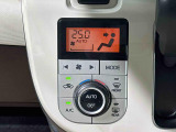 車内空調は&rdquo;AUTOエアコン&rdquo;にお任せ。運転に集中出来ますよ!