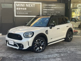MINIクロスオーバーSD ALL4アンテイムド・エディション ナノクホワイト/ブラックルーフが入荷!人気のSUVモデルと限定車仕様を掛け合わせた特別な1台。大容量のラゲッジスペースと力強い走りを兼ね備えております!