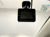 運転を常時記録、万一の際の安全運転を確認 ドライブレコーダー装備!【フロント】