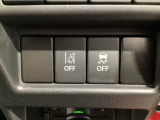 DSC(横滑り防止装置)OFF、車線逸脱警報のOFFスイッチを配置。