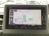 ナビゲーションはギャザズメモリーナビ(VXM-214VFi)が装着されております。AM、FM、CD、DVD再生、USB、音楽録音再生、フルセグTV、Bluetoothがご使用いただけます。