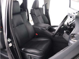 (電動シート)運転席8ウェイパワーシート!シートメモリー機能付き!上級グレードならではの贅沢装備で人気装備となります。