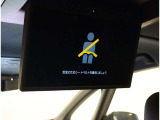 夜間走行でも安心のLEDへッッドライト搭載車です。とても明るく白い光で照らします。この装備も人気のアイテムですね