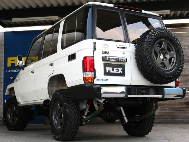 トヨタ ランドクルーザー70 4.2 ZX ディーゼル 4WD の中古車詳細