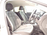 清潔で広々した座席です!是非、現車を見て体感してみてください。