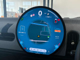 純正ナビです。とても使いやすく、Bluetooth&USBオーディオインターフェイスで、電話も音楽も楽しめます。