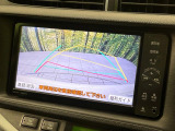【バックカメラ】駐車時に後方がリアルタイム映像で確認できます。大型商業施設や立体駐車場での駐車時や、夜間のバック時に大活躍!運転スキルに関わらず、今や必須となった装備のひとつです!