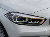 また、BMW正規認定中古車は、エマージェンシーサービスが自動付帯。24時間365日、皆様のカーライフをサポート致します。確かな安心のうえで、「駆けぬける歓び」をご堪能ください。